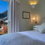 Lauro Old Chapel Guest house *