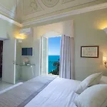 Lauro Old Chapel Guest house *