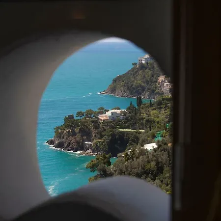 Lauro Old Chapel Guest house *